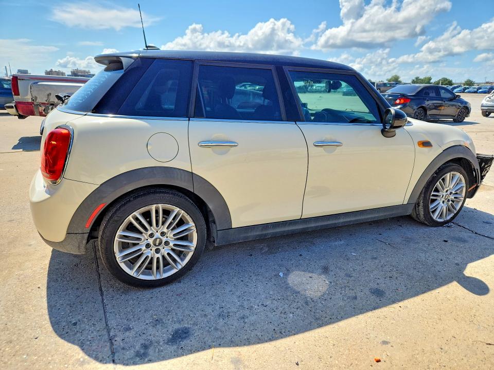 Продаж на аукціоні авто 2016 Mini Cooper, vin: WMWXU1C51G2D12469, номер лоту: 66848456
