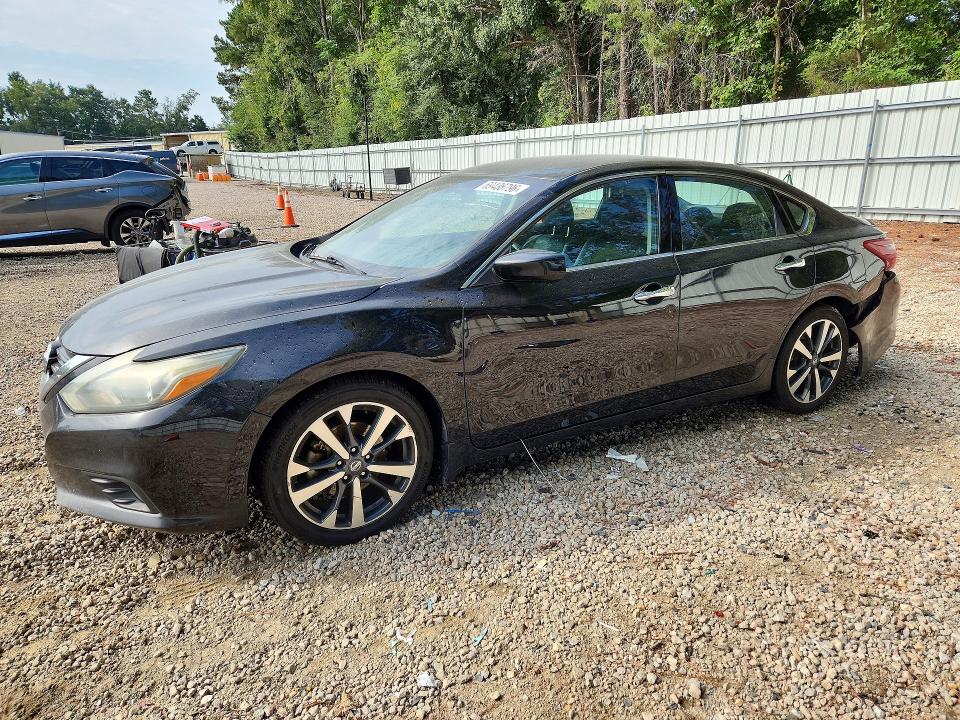 Aukcja sprzedaży 2017 Nissan Altima, vin: 1N4AL3AP8HC110934, numer aukcji: 69436796