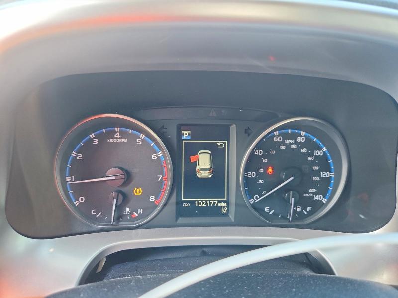 Продаж на аукціоні авто 2018 Toyota Rav4, vin: JTMZFREV9JJ745081, номер лоту: 70179556