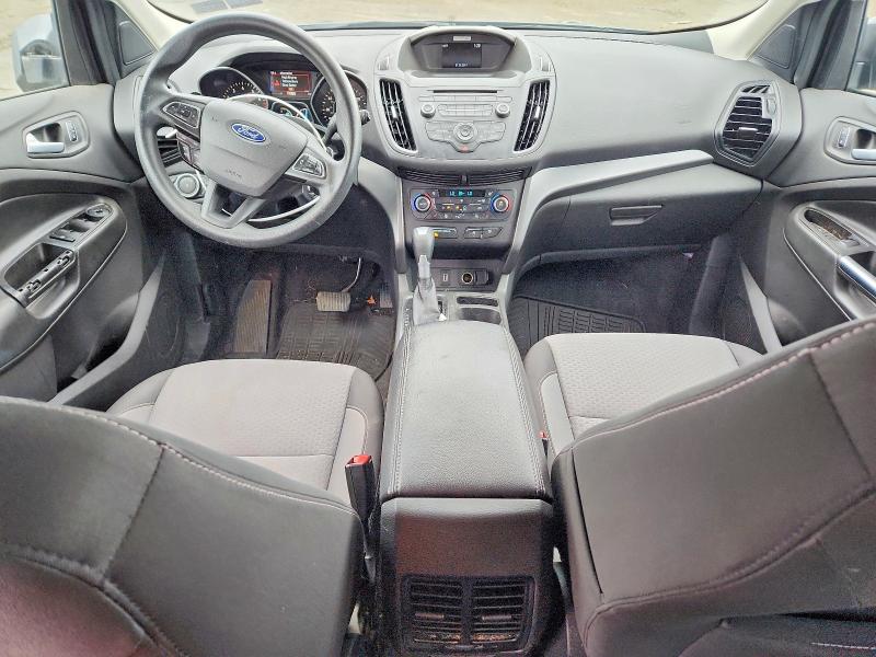 2017 Ford Escape მანქანა იყიდება აუქციონზე, vin: 1FMCU9GD3HUE41717, აუქციონის ნომერი: 69870346