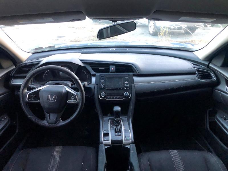 69985276 :رقم المزاد ، 19XFC2F54JE205555 vin ، 2018 Honda Civic مزاد بيع