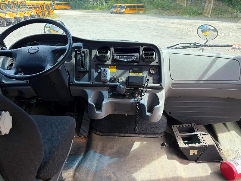 2015 Freightliner Chassis მანქანა იყიდება აუქციონზე, vin: 4UZABRDU5FCFW9514, აუქციონის ნომერი: 68619666
