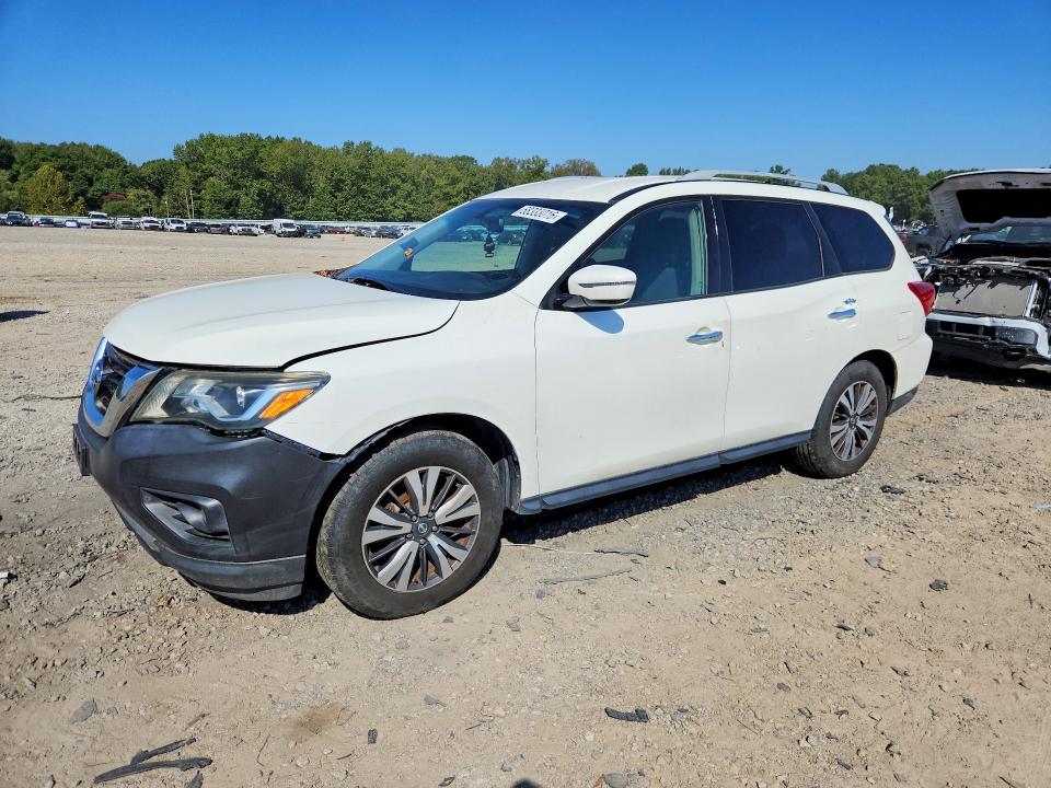 68333016 :رقم المزاد ، 5N1DR2MN7HC675200 vin ، 2017 Nissan Pathfinder مزاد بيع