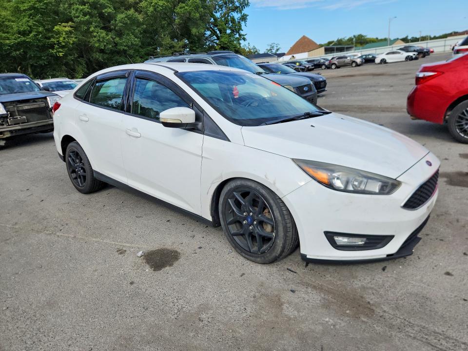 Продажа на аукционе авто 2016 Ford Focus, vin: 1FADP3F27GL214294, номер лота: 69217396