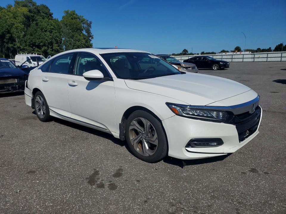 2020 Honda Accord მანქანა იყიდება აუქციონზე, vin: 1HGCV1F49LA096029, აუქციონის ნომერი: 67892116