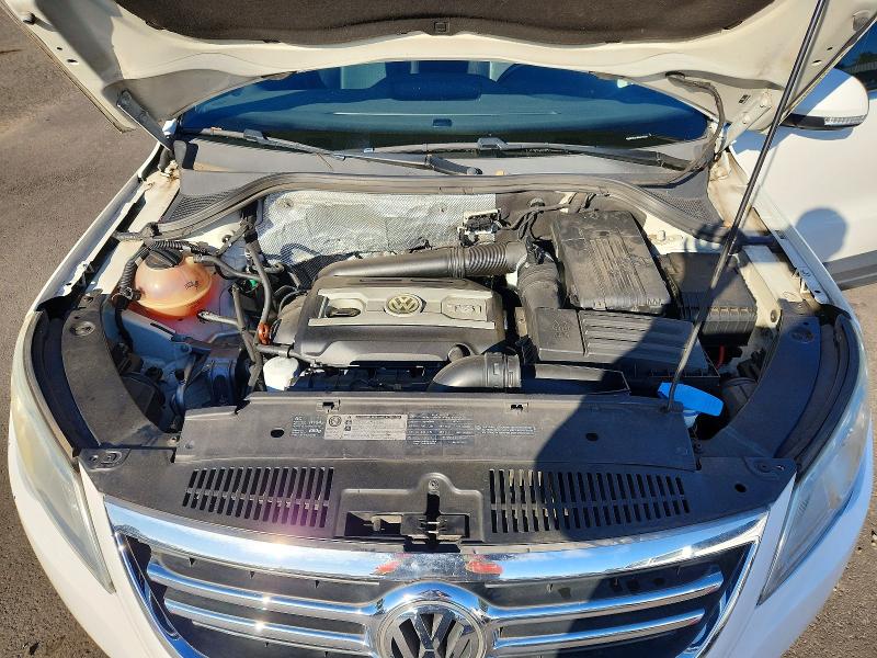 70562876 :رقم المزاد ، WVGBV7AX1BW518788 vin ، 2011 Volkswagen Tiguan مزاد بيع