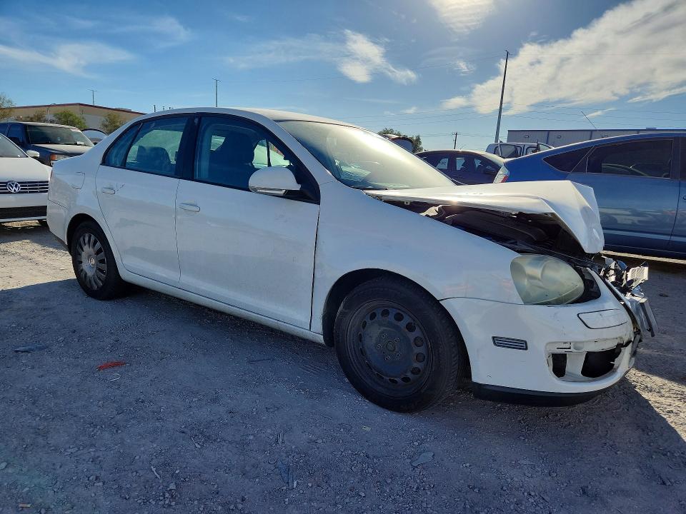 69449726 :رقم المزاد ، 3VWJZ71K79M033863 vin ، 2009 Volkswagen Jetta مزاد بيع