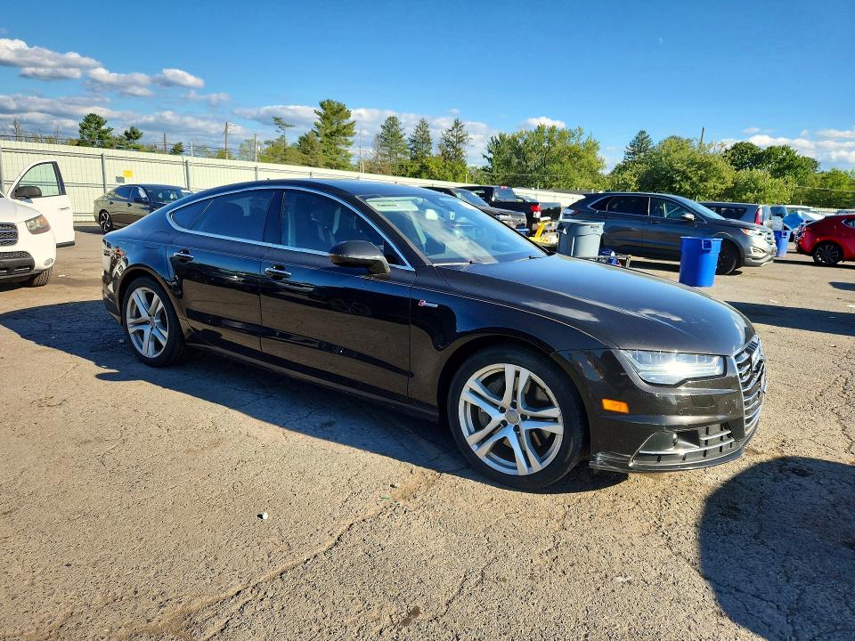 69497276 :رقم المزاد ، WAU22AFC8HN007218 vin ، 2017 Audi A7 مزاد بيع