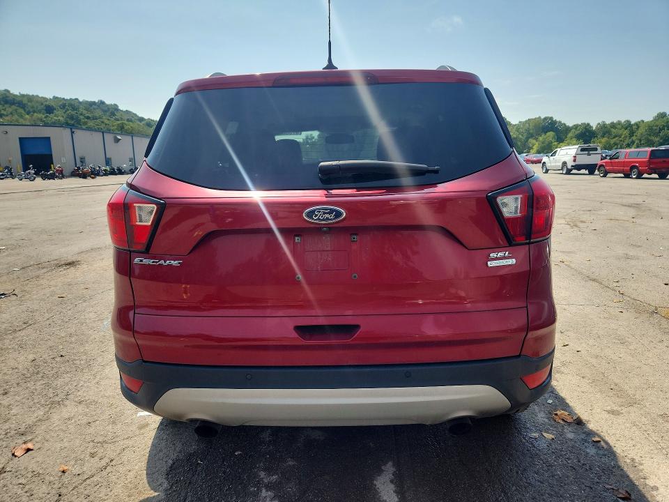 2019 Ford Escape მანქანა იყიდება აუქციონზე, vin: 1FMCU0HD7KUA31732, აუქციონის ნომერი: 67335026