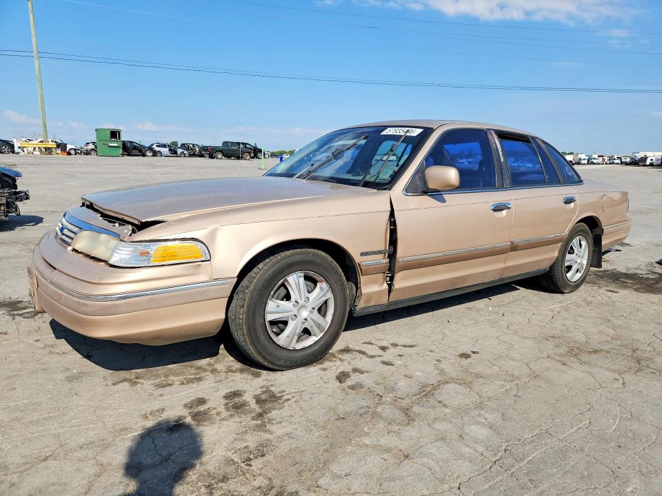 67935496 :رقم المزاد ، 2FACP73WXPX176976 vin ، 1993 Ford Crown Victoria مزاد بيع