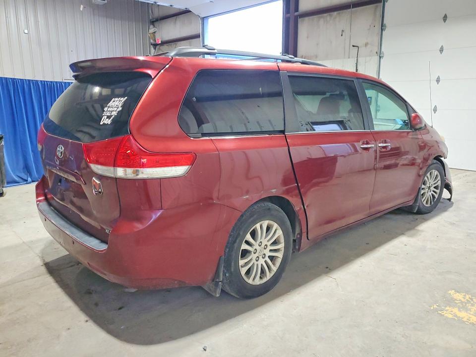 Aukcja sprzedaży 2014 Toyota Sienna, vin: 5TDYK3DC2ES417255, numer aukcji: 70169316