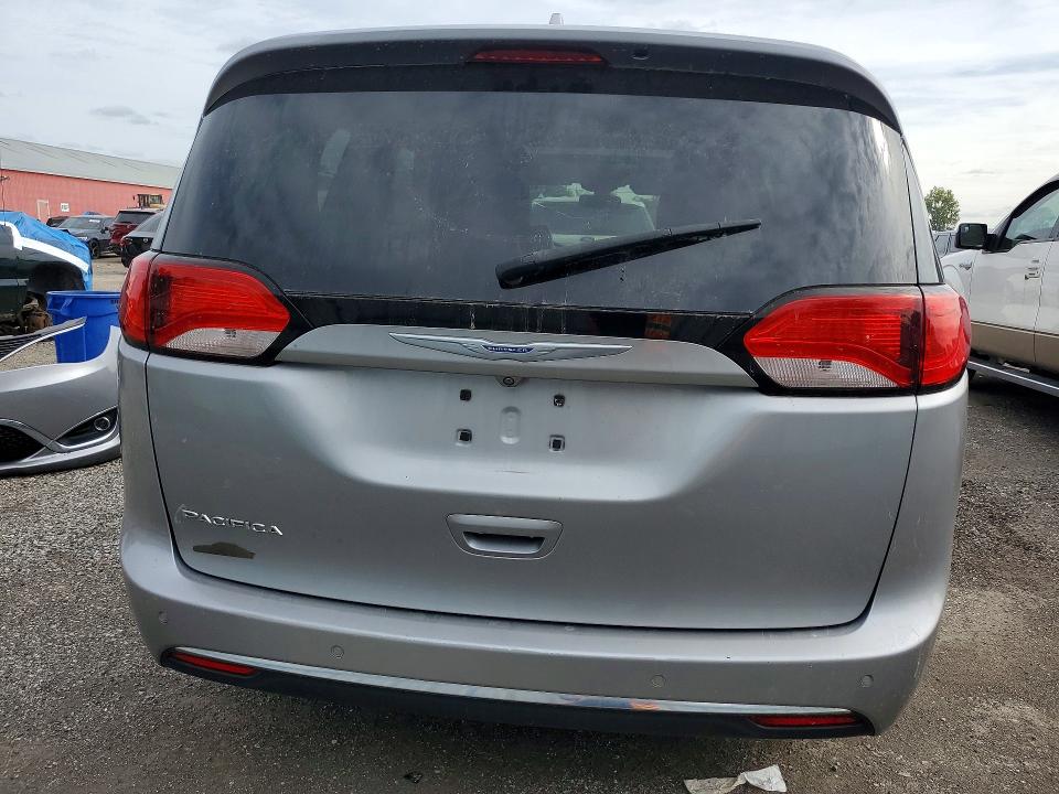 Продаж на аукціоні авто 2018 Chrysler Pacifica, vin: 2C4RC1EG5JR268835, номер лоту: 69308516