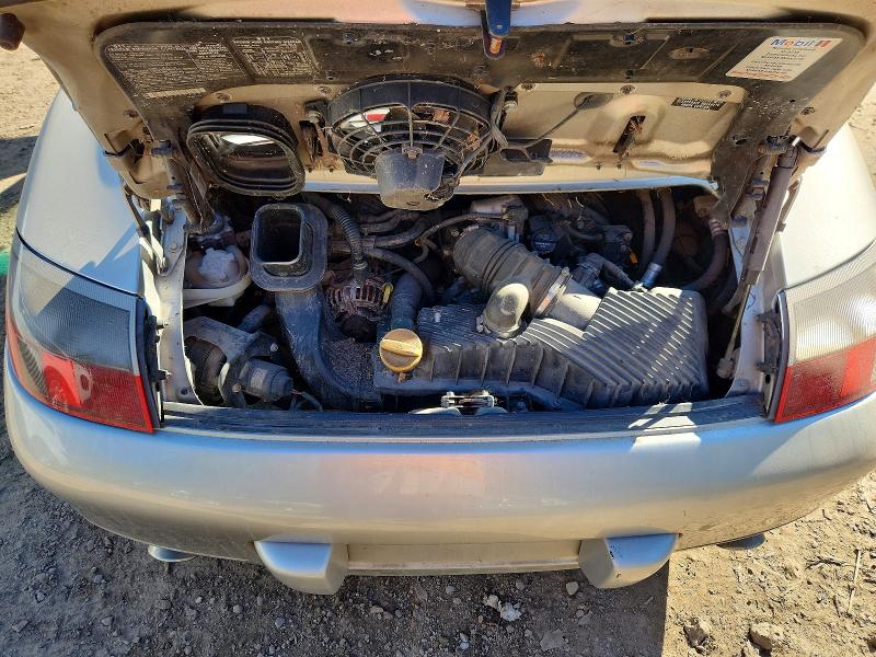 70438506 :رقم المزاد ، WP0CA2992YS650746 vin ، 2000 Porsche 911 مزاد بيع