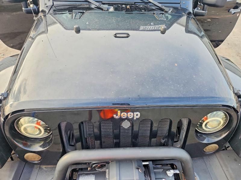 2013 Jeep Wrangler Unlimited მანქანა იყიდება აუქციონზე, vin: 1C4BJWFGXDL571805, აუქციონის ნომერი: 70111776