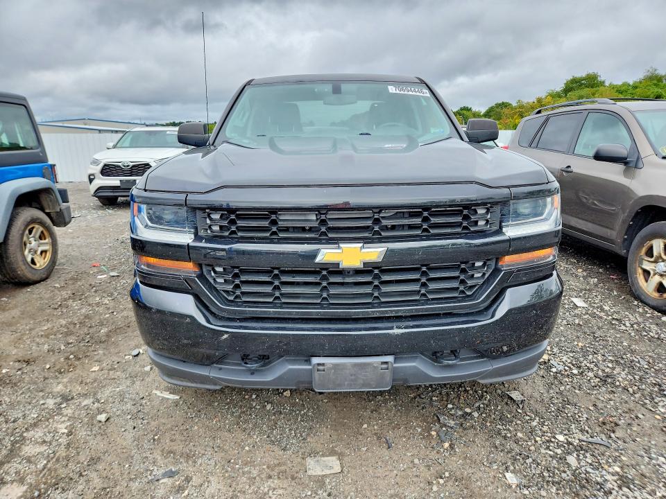 Продаж на аукціоні авто 2017 Chevrolet Silverado, vin: 1GCVKPEC0HZ141153, номер лоту: 70694446