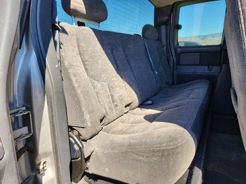 2006 Chevrolet Silverado მანქანა იყიდება აუქციონზე, vin: 2GCEC19TX61107635, აუქციონის ნომერი: 67930536
