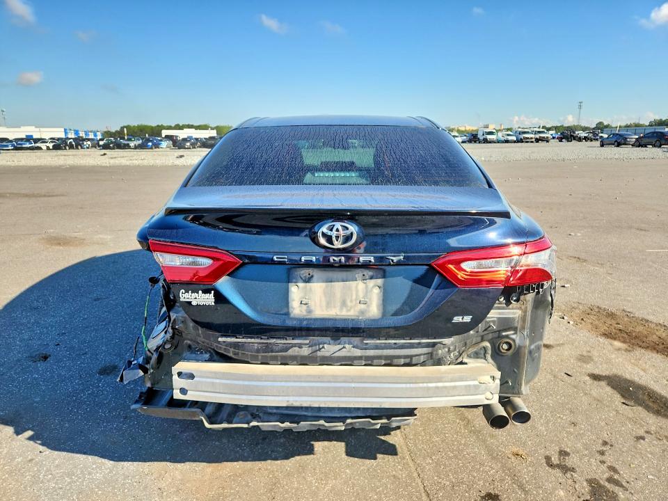 Продажа на аукционе авто 2018 Toyota Camry, vin: 4T1B11HK3JU676837, номер лота: 70518546