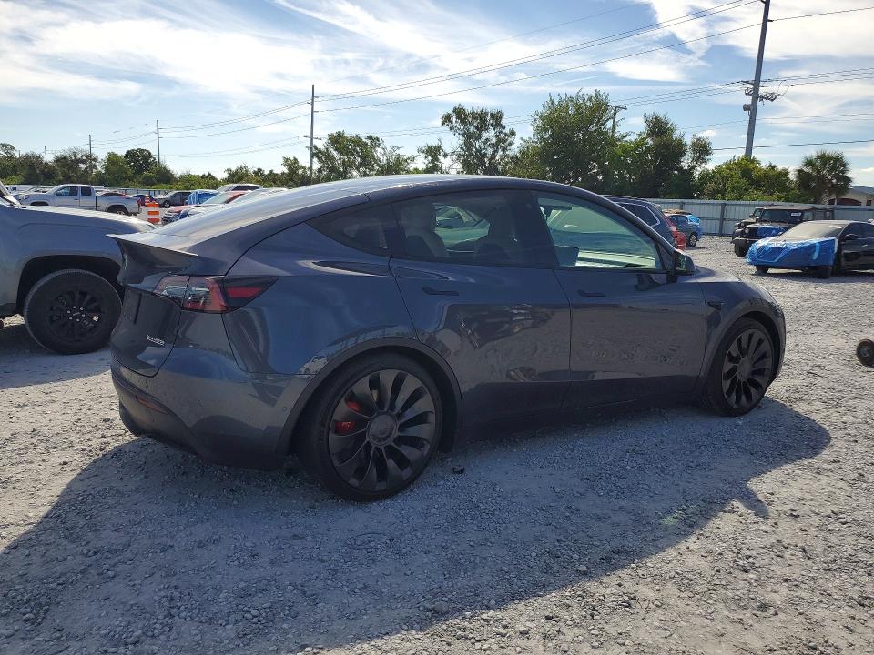 70207406 :رقم المزاد ، 7SAYGDEF1NF505012 vin ، 2022 Tesla Model Y مزاد بيع