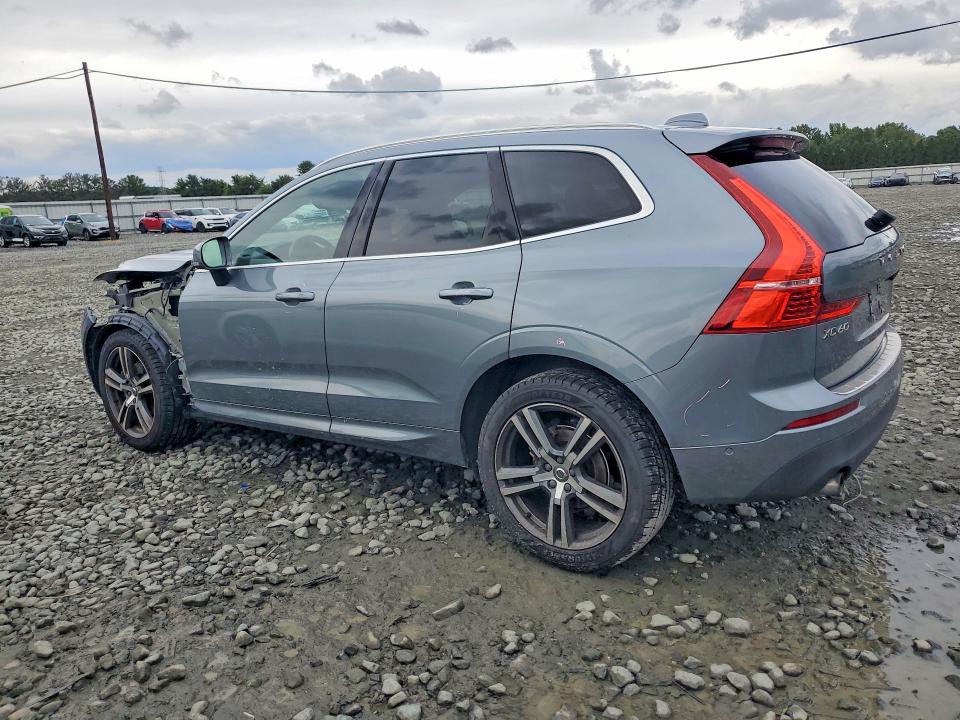 Продажа на аукционе авто 2018 Volvo Xc60, vin: LYV102RK1JB077789, номер лота: 69171036