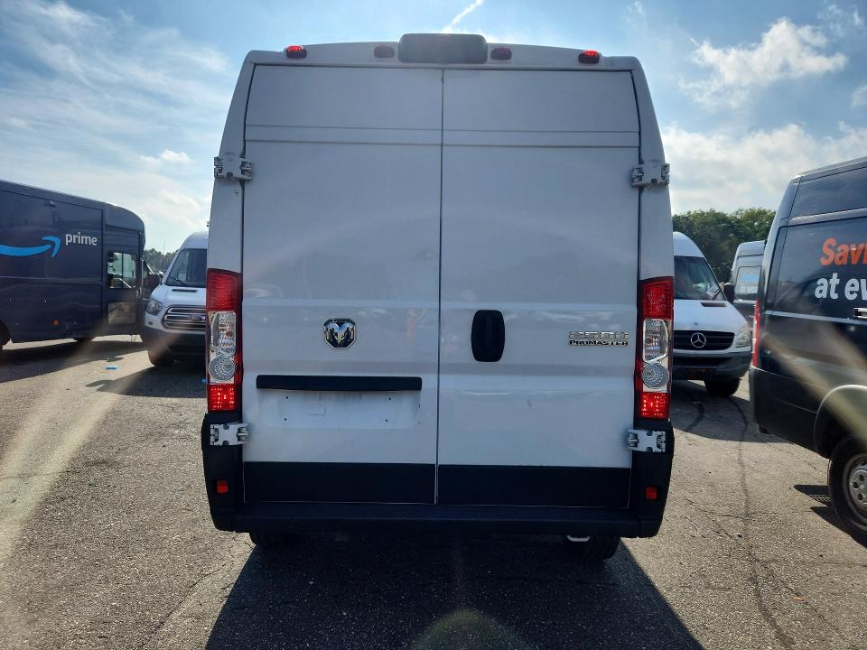 67817496 :رقم المزاد ، 3C6LRVDG5SE518758 vin ، 2025 Ram Promaster 2500 مزاد بيع