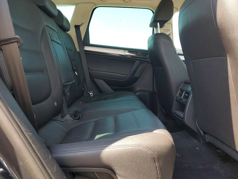 2015 Volkswagen Touareg მანქანა იყიდება აუქციონზე, vin: WVGEF9BP8FD005561, აუქციონის ნომერი: 65228966