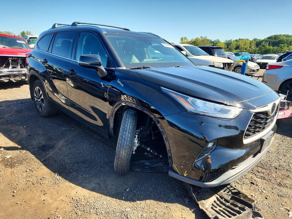 66711066 :رقم المزاد ، 5TDGZRAH8LS504178 vin ، 2020 Toyota Highlander مزاد بيع