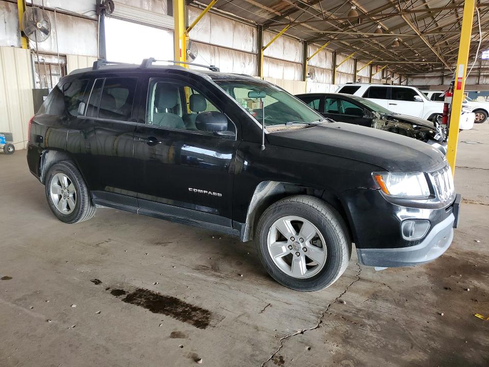 69051596 :رقم المزاد ، 1C4NJCBA0FD396927 vin ، 2015 Jeep Compass مزاد بيع