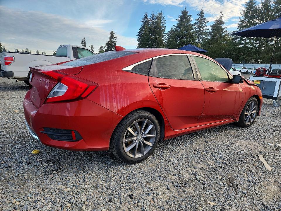 70306206 :رقم المزاد ، 19XFC1F74KE018880 vin ، 2019 Honda Civic مزاد بيع