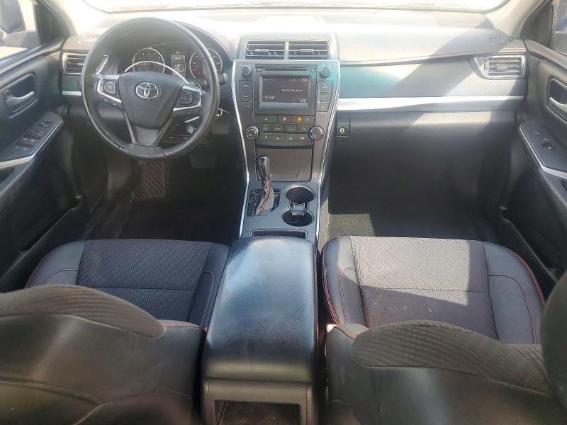 70514286 :رقم المزاد ، 4T1BF1FK4HU730824 vin ، 2017 Toyota Camry مزاد بيع