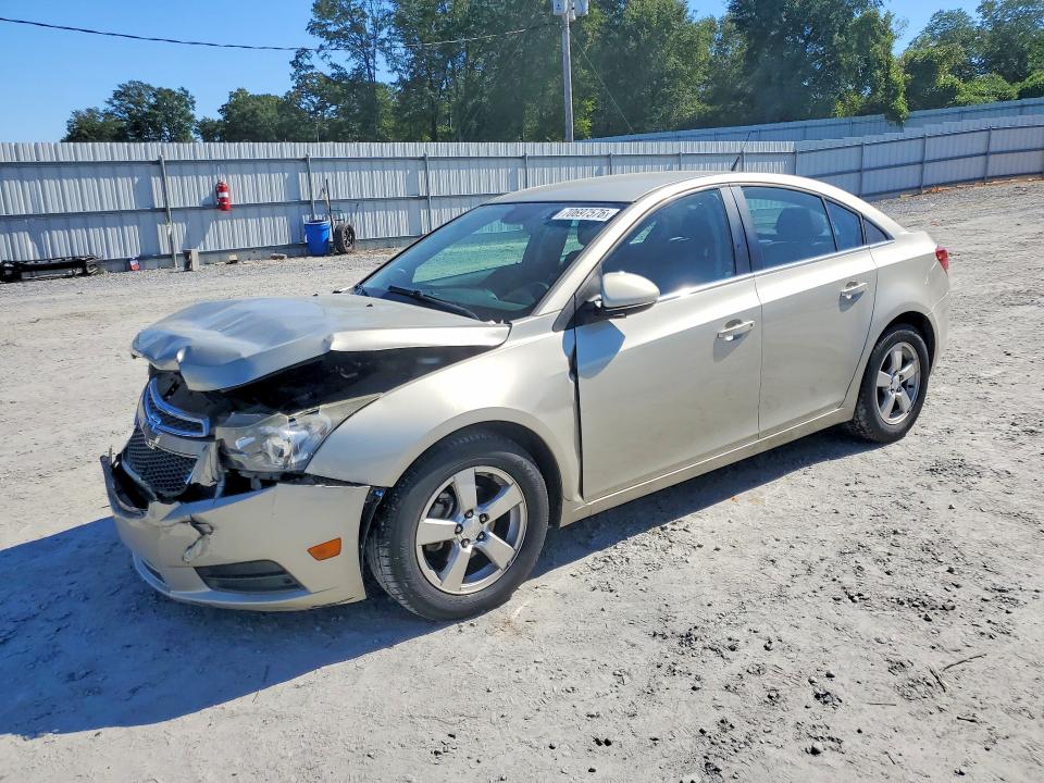 70697576 :رقم المزاد ، 1G1PC5SB0E7351015 vin ، 2014 Chevrolet Cruze مزاد بيع