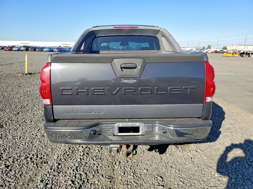 69456806 :رقم المزاد ، 3GNEK12T14G326878 vin ، 2004 Chevrolet Avalanche مزاد بيع