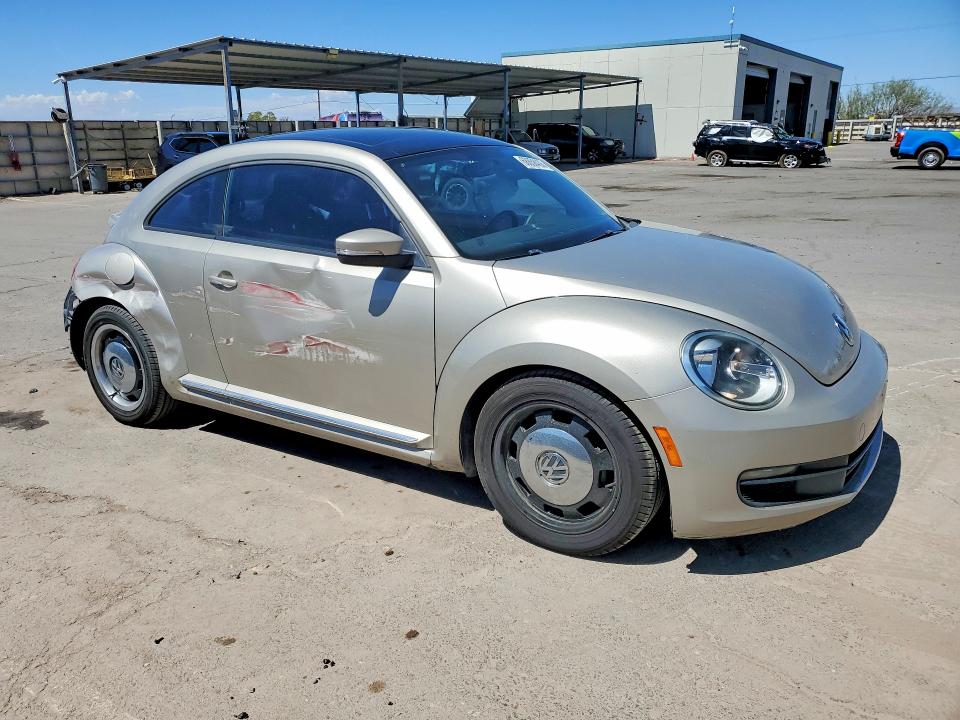 68858436 :رقم المزاد ، 3VWJP7AT8DM617695 vin ، 2013 Volkswagen Beetle مزاد بيع