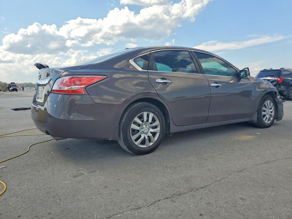 68847266 :رقم المزاد ، 1N4AL3AP3FC265548 vin ، 2015 Nissan Altima مزاد بيع