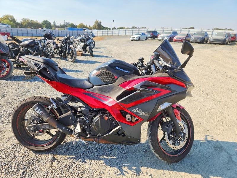 68688086 :رقم المزاد ، ML5EXGG12SDA60766 vin ، 2025 Kawasaki Ex500 مزاد بيع