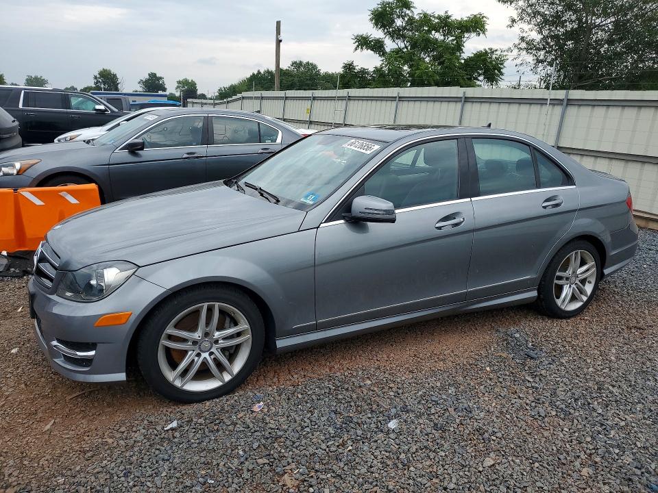 66126856 :رقم المزاد ، WDDGF8AB0ER319323 vin ، 2014 Mercedes-benz C مزاد بيع