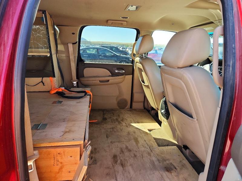 Продажа на аукционе авто 2013 Chevrolet Suburban, vin: 1GNSCJE08DR345977, номер лота: 70318326