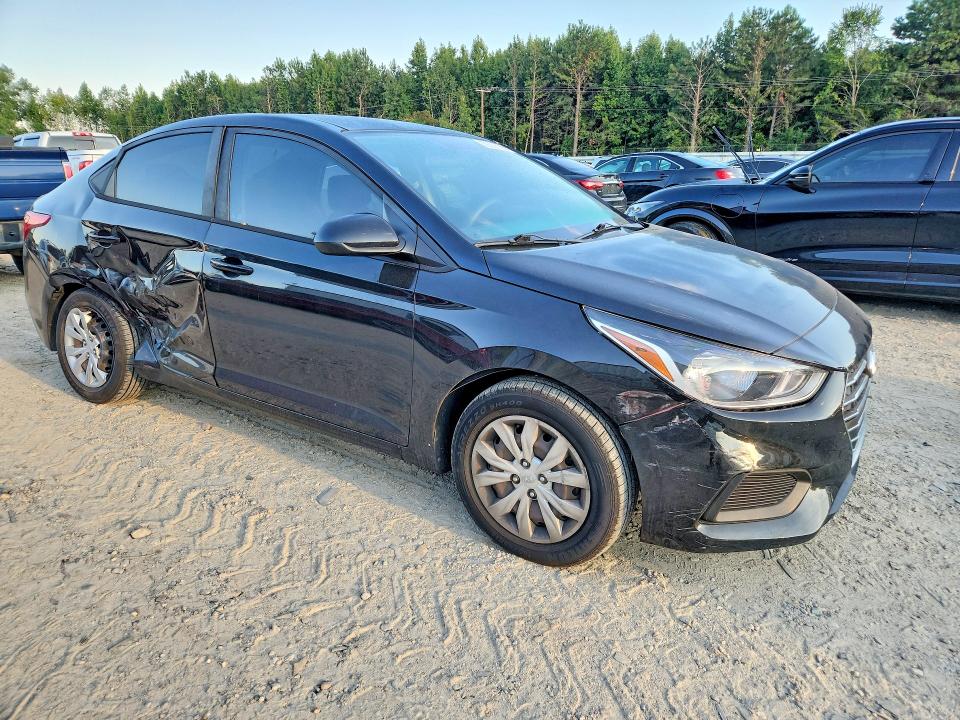 2020 Hyundai Accent მანქანა იყიდება აუქციონზე, vin: 3KPC24A65LE103525, აუქციონის ნომერი: 70338756