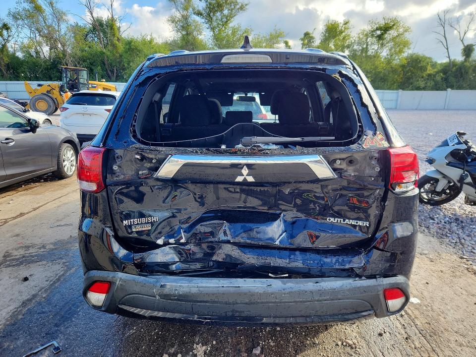 Продажа на аукционе авто 2018 Mitsubishi Outlander, vin: JA4AD3A38JZ020653, номер лота: 70264256