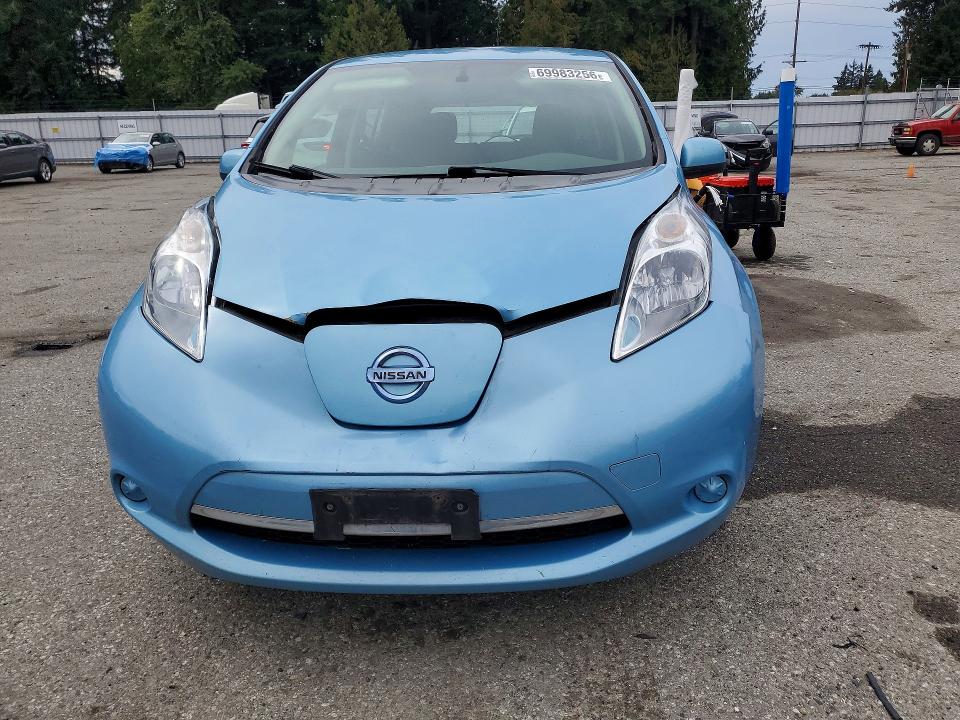 2015 Nissan Leaf მანქანა იყიდება აუქციონზე, vin: 1N4AZ0CP8FC320506, აუქციონის ნომერი: 69983256
