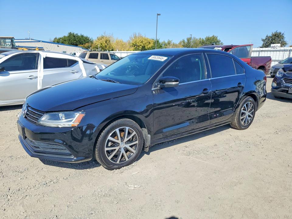 2017 Volkswagen Jetta მანქანა იყიდება აუქციონზე, vin: 3VWDB7AJ4HM402461, აუქციონის ნომერი: 69620646