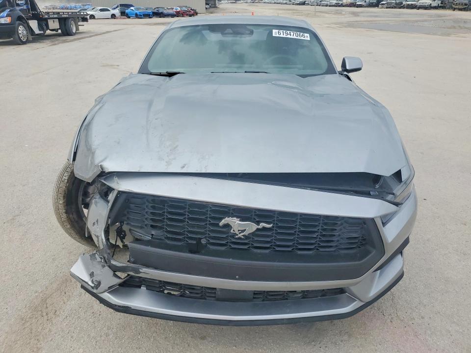61947066 :رقم المزاد ، 1FA6P8TH0S5118003 vin ، 2025 Ford Mustang Ecoboost مزاد بيع