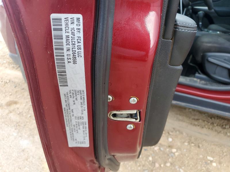 67727316 :رقم المزاد ، 1C4PJLCB1LD648566 vin ، 2020 Jeep Cherokee مزاد بيع