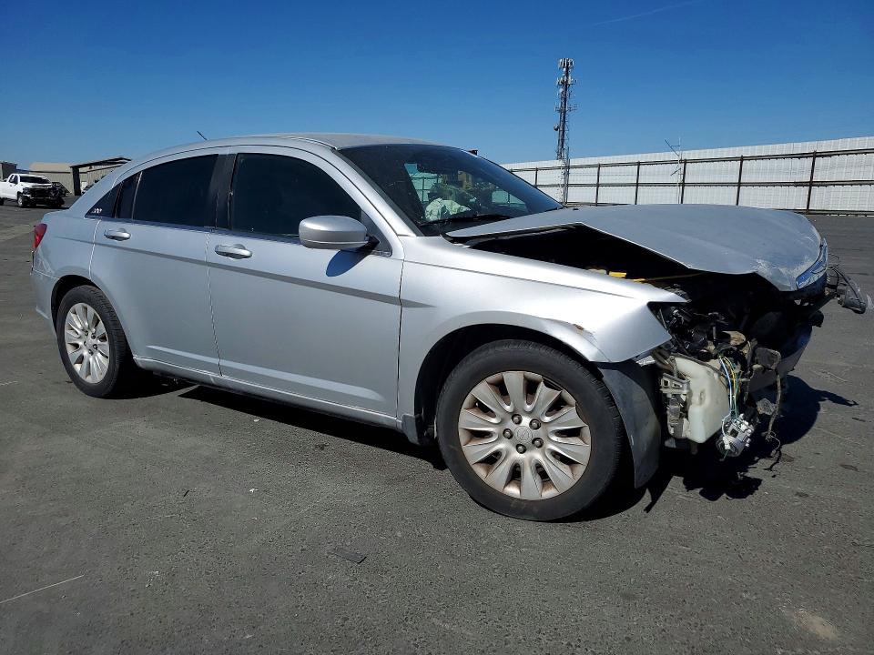 68819756 :رقم المزاد ، 1C3CCBAB4CN289573 vin ، 2012 Chrysler 200 مزاد بيع