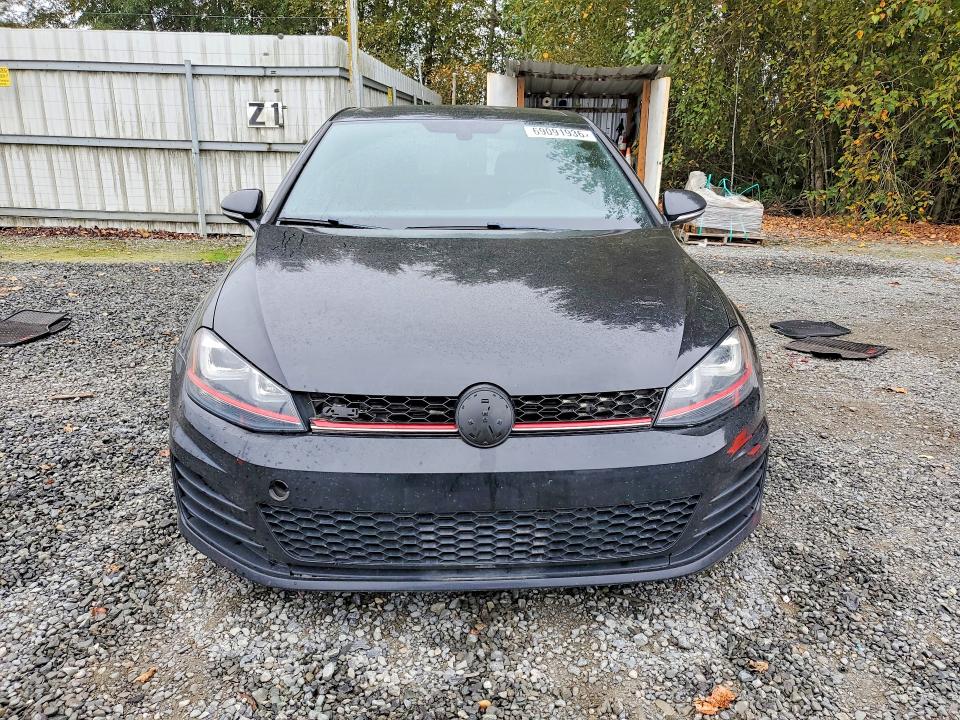 69091936 :رقم المزاد ، 3VW4T7AU4FM022153 vin ، 2015 Volkswagen Gti مزاد بيع