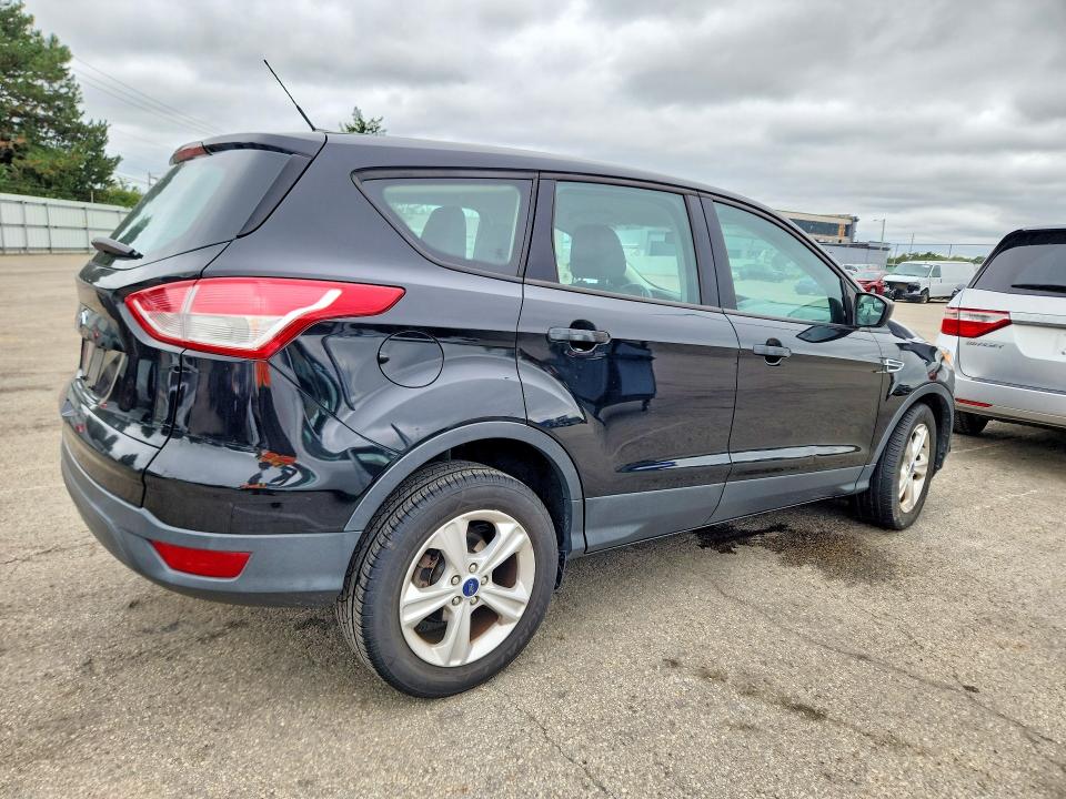 Продаж на аукціоні авто 2016 Ford Escape, vin: 1FMCU0F72GUC23001, номер лоту: 70217896