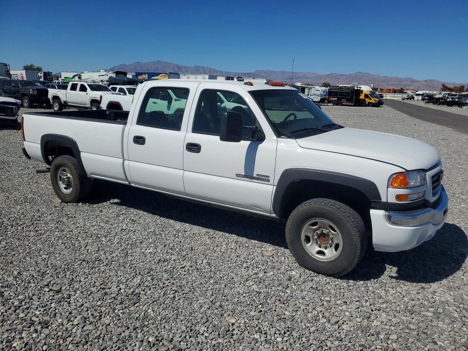 67706666 :رقم المزاد ، 1GTHC23D36F201370 vin ، 2006 Gmc Sierra مزاد بيع