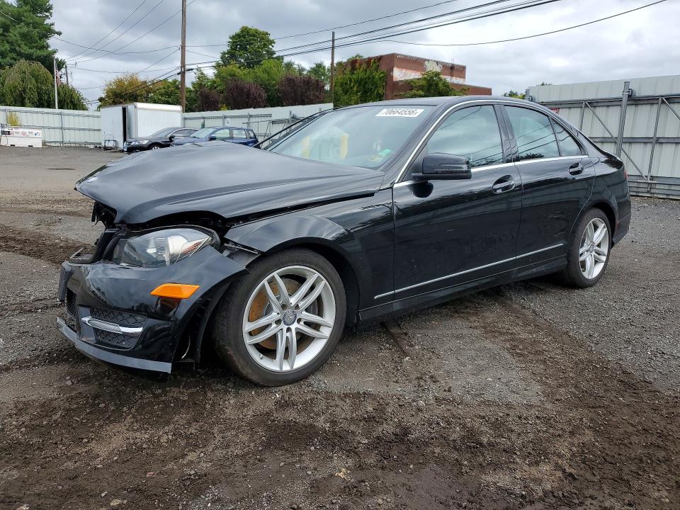 Продажа на аукционе авто 2014 Mercedes-benz C, vin: WDDGF8AB4EG256920, номер лота: 70664556