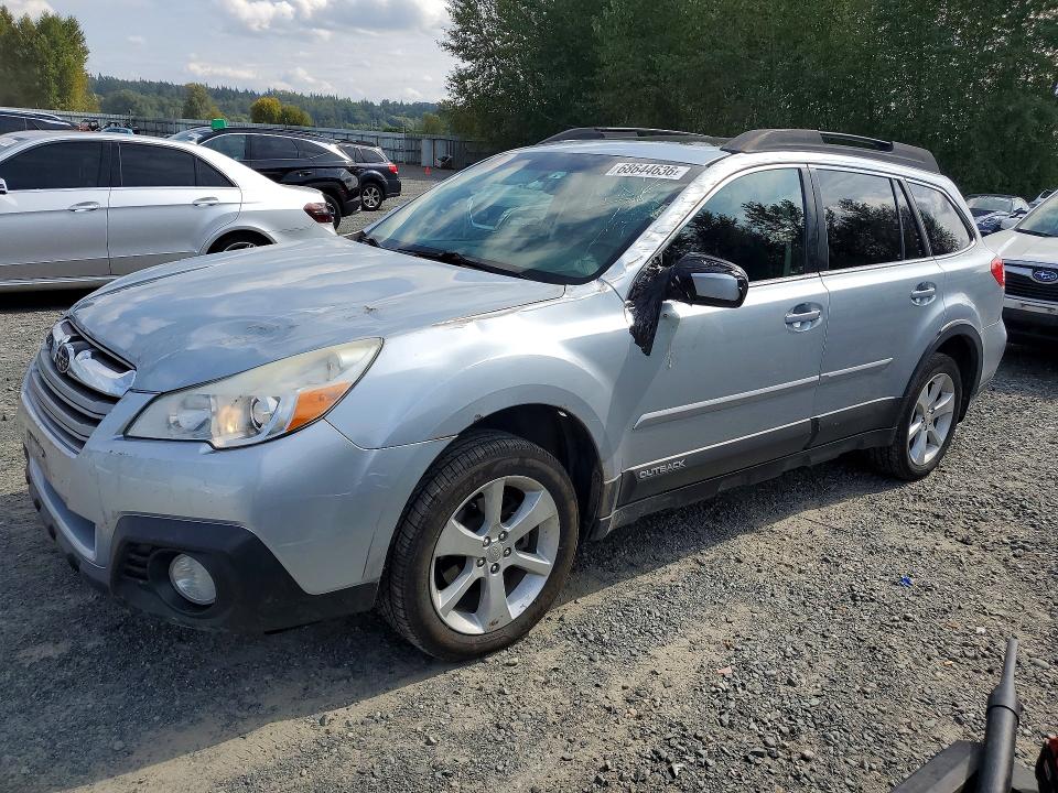 68644636 :رقم المزاد ، 4S4BRBDC1E3260746 vin ، 2014 Subaru Outback مزاد بيع