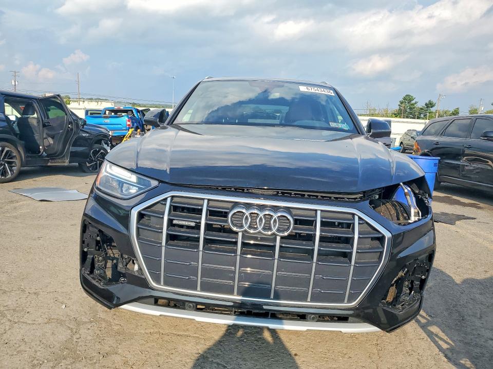 Продажа на аукционе авто 2021 Audi Q5, vin: WA1BAAFY7M2070026, номер лота: 67543436