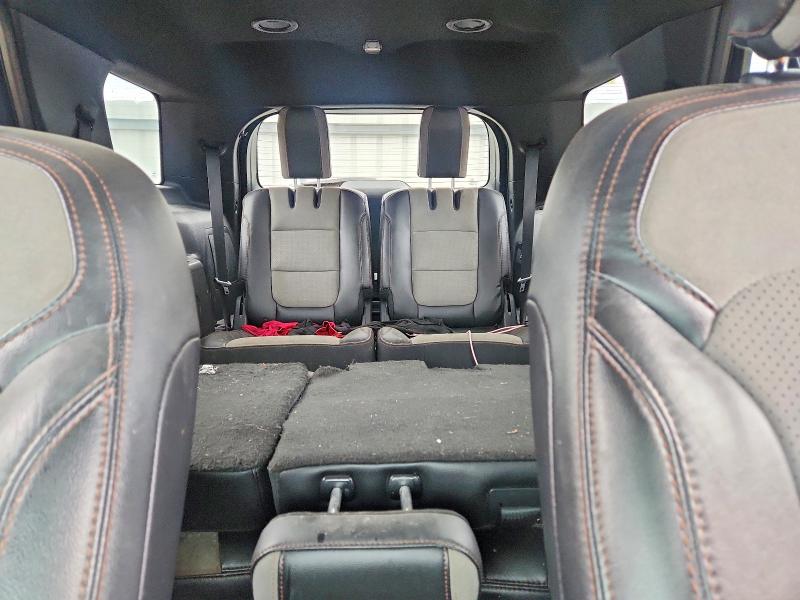 68271376 :رقم المزاد ، 1FM5K7D80HGB51606 vin ، 2017 Ford Explorer مزاد بيع